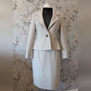 LK Bennett Women's Cream Skirt Suit, fitted jacket skirt, size 10